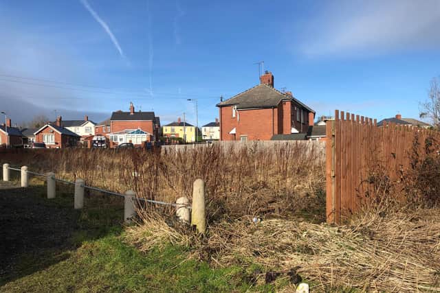The Council would have received £800,000 for the sale of the site, but Persimmon withdrew the application.
