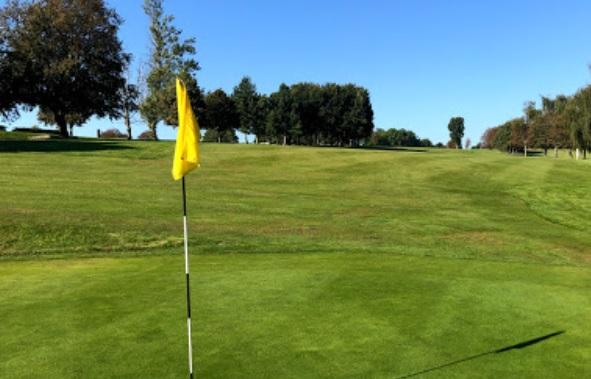 Birley Wood Golf Club is a small friendly golf club where you can get a handicap and meet new friends. The golf course is ideal for golfers of all levels.