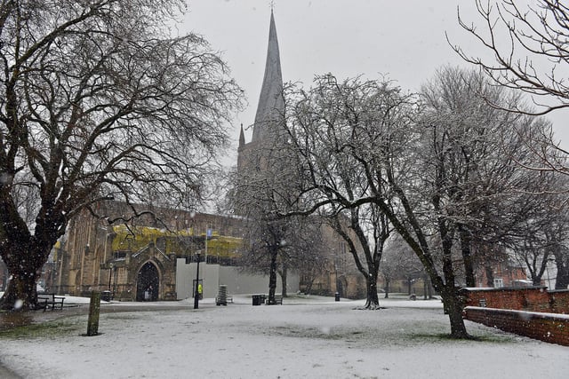 Chesterfield Parish Church in the snow