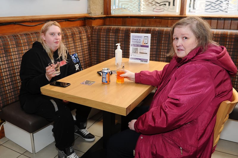 At The Scotia Bar - Colleen Williams and Caroline Williams. (Pic: Michael Gillen)