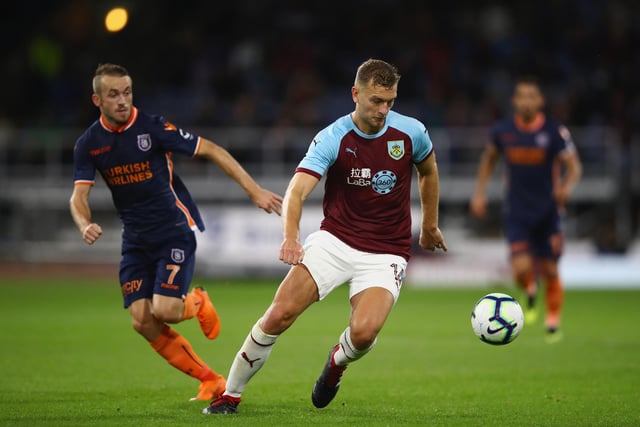 Middlesbrough have re-emerged as the front-runners to sign their former defender Ben Gibson, after Norwich City and Nottingham Forest cooled their initial interest in the £15m centre-back. (Football League World)