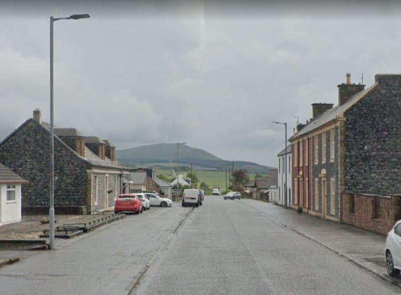 East Ayrshire has an average of 13 days,=.