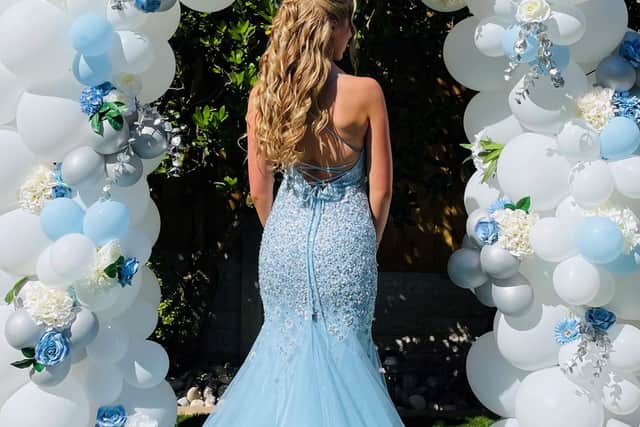 And after three years of treatment at Sheffield Children’s Hospital, 16-year-old Olivia Sheldon made her glamorous apprearance at her school prom, after a long course of treatment for a curved spine.