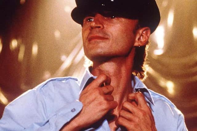 Undated handout photo of Robert Carlyle gets ready to perform during a scene from the the box office hit 'The Full Monty'.  Brit flicks are doing record business at box offices around the world, new figures reveal Saturday August 9 2003. Takings have doubled in the US alone where horror hit 28 Days Later clocked up a monster £25 million ($40 million). That Stateside success helped the low budget film knock The Full Monty off the UK global takings top spot. The comic tale of steel-workers turned strippers had been Britain’s highest grossing film abroad, taking £28.5 million ($46 million). But the zombie hit, from The Beach team Danny Boyle and Alex Garland, has taken £40.5 million ($65 million). Backed by the Lottery, the critically acclaimed film was digitally shot at dawn on London’s deserted streets. Bend It Like Beckham has proved another Lottery jackpot, taking £17.5 million ($28 million) in the US and £43.5 million ($70 million) world wide. See PA story INDUSTRY Film. PA Photo 