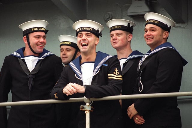 27th November 2000. Sailors have plenty to smile about as their ship, HMS Cardiff prepares to berth at Portsmouth Naval Base.