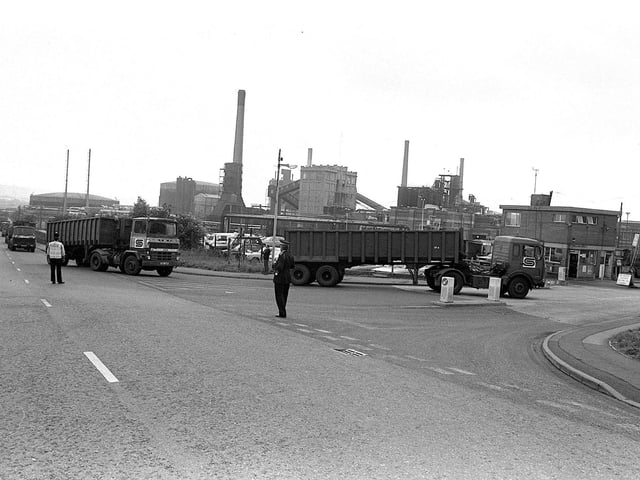 Lull after the storm as lorries go unhindered into Orgreave on July 9, 1984