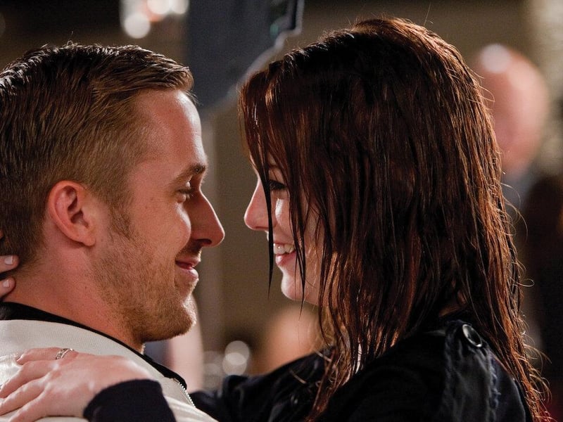 When a man's marriage ends, he searches hopelessly for love and dating and meets a smooth talking ladies man (played by Ryan Gosling) who has just met his match. Little do the two know just how small the world really is...