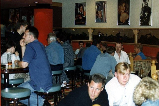 A busy Damon's in July 1999.