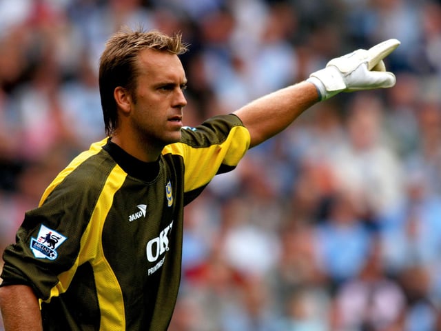 Helped UD Almería win promotion to La Liga in 2007, before joining Sparta Rotterdam. Also played for AC Monza Brianza 1912 and Ajax Cape Town, where he became a coach in 2012.