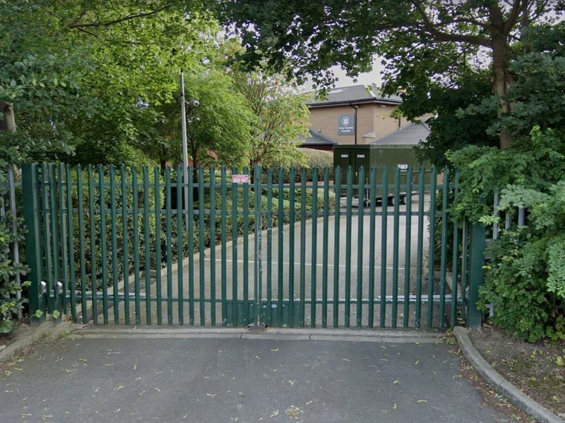 Homes near Co-op Academy Brownhill cost on average £153,914 and takes on average 133 days to sell.