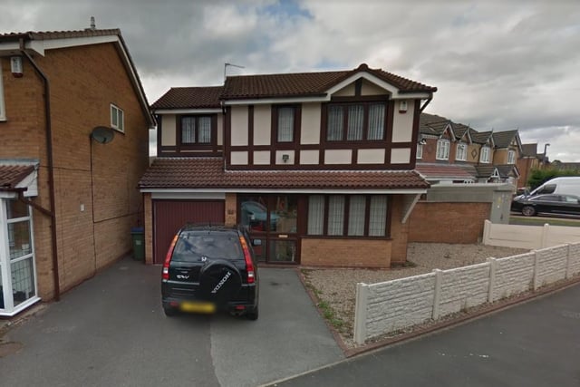 In November 2020, the average house price in England was £266,742 - enough to purchase this four-bedroom, detached property on Woodruff Way, Walsall in the West Midlands, on the market with Purplebricks for £265,000.