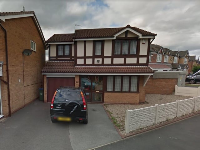 In November 2020, the average house price in England was £266,742 - enough to purchase this four-bedroom, detached property on Woodruff Way, Walsall in the West Midlands, on the market with Purplebricks for £265,000.