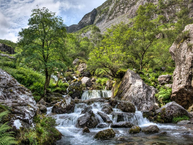 Part of the mighty Glen Coe, the lost valley of Coire Gabhail offers a 4km walk filled with incredible mountain scenery, waterfalls and wildlife.