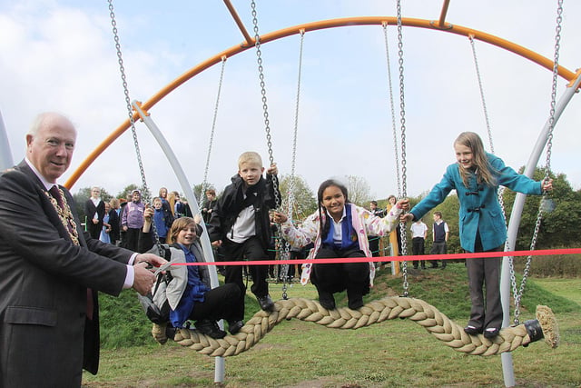 The Mayor of Chesterfield Coun. Peter Barr opened the new play area Holme Hall with the help of children from Brockwell and Holme Hall Schools.
