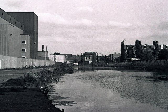 The Union Canal and Leamington Lift Bridge.