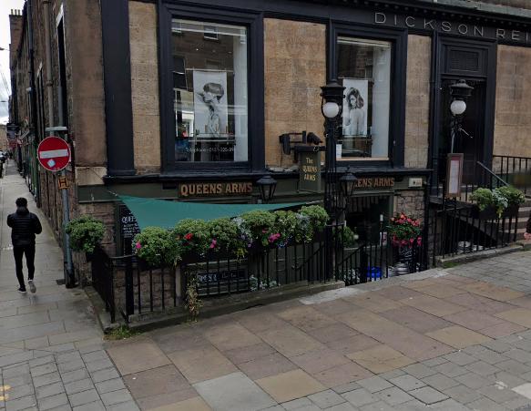 The Queens Arms, at 49 Frederick Street, EH2 1EP, has a rating of 4.5 from 760 reviews.