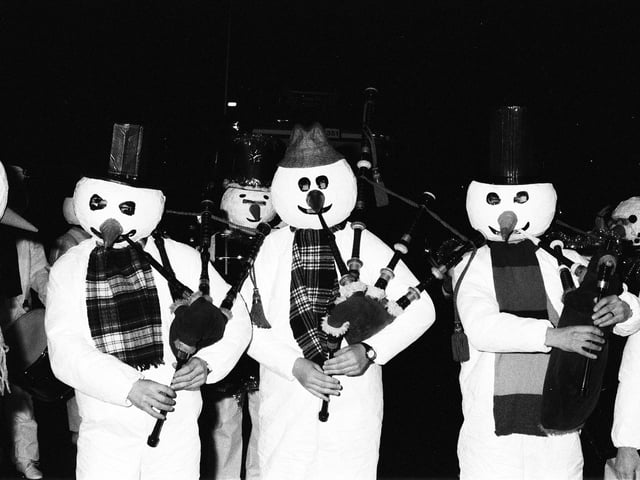 Hawick pipe band at the Hawick Christmas Parade, December 1988.