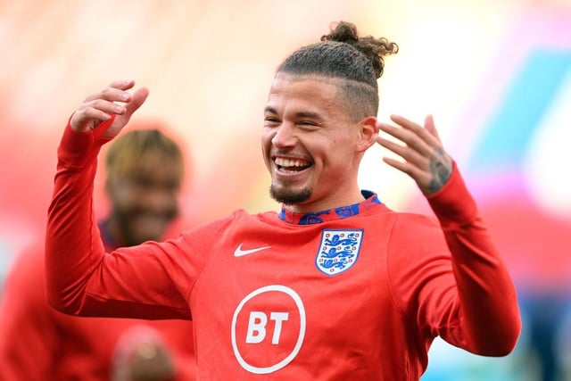 Leeds United midfielder Kalvin Phillips is set to be the subject of a £50m transfer battle between Liverpool and Tottenham Hotspur next summer. (Daily Mirror)