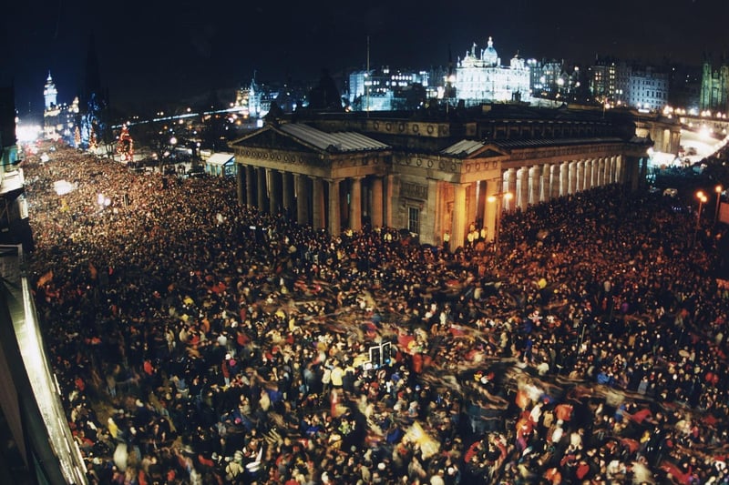 Hogmanay crowds at The Mound Edinburgh December 1996.