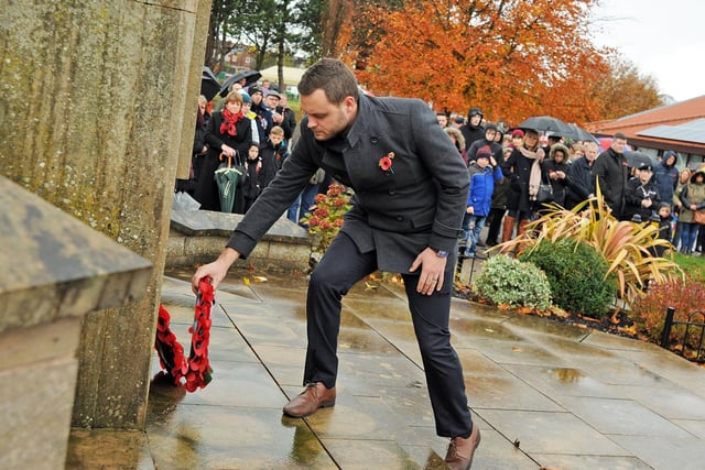 Mansfield MP Ben Bradley laid his wreath in 2018