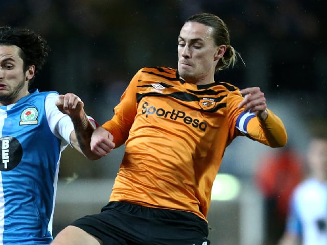 The former Hull captain remains a free agent after leaving the Tigers during the summer. Irvine's got plenty of Championship experience under his belt and has been keeping himself fit by training with Oldham. However, he likely wouldn't be cheap and would be short of match sharpness.