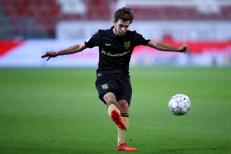 Middlesbrough look to be closing in on a move for Heerenveen winger Mitchell Van Bergen, with reports suggesting the two parties are close to agreeing a fee. The 21-year-old, formerly of Vitesse, was booked extensively at youth level for the Netherlands. (Football Insider)