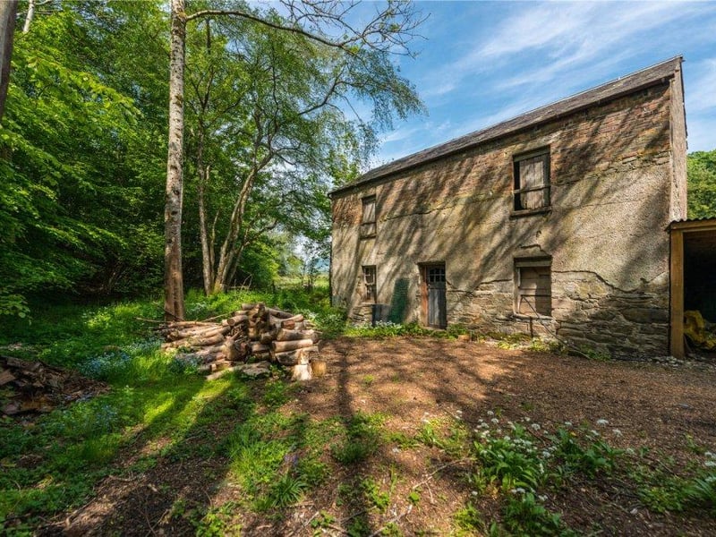 Cottage.