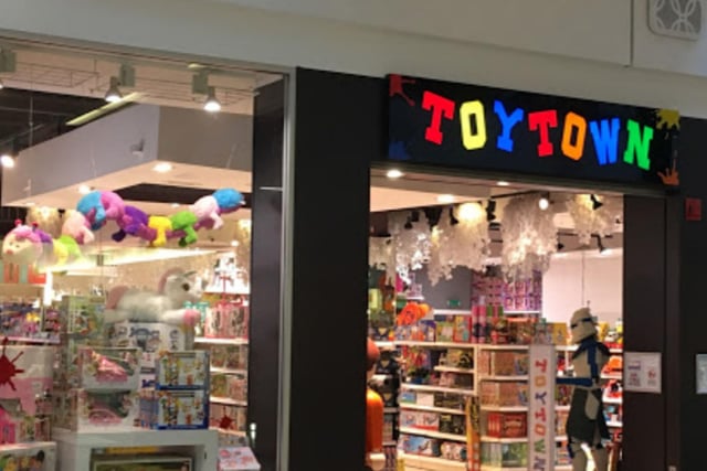 Toytown has branches in both the Gyle and Ocean Terminal shopping centres, with both offering easy, free parking. Reviewers praise "fair prices, a fantastic selection of toys, very helpful staff and a good shopping experience".