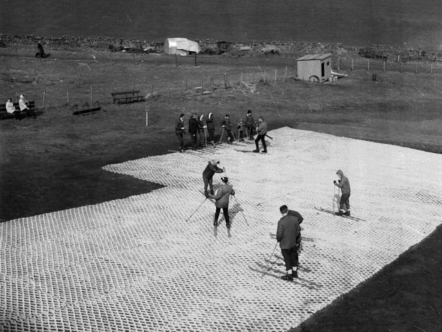 Youngsters finishing a run at Hillend in April 1967.