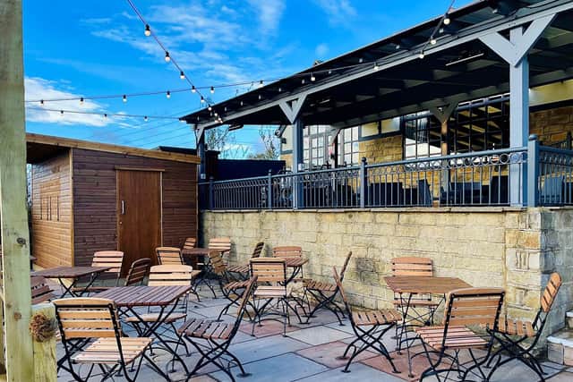 The outdoor areas are popular with dog walkers who enjoy having al-fresco meals