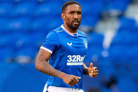 Jermain Defoe has a healthy following on both sides of the border and on several sites - totalling well over 1.5m across platforms and around a million on Twitter alone
Instagram - @iamjermaindefoe
Twitter - IAmJermainDefoe