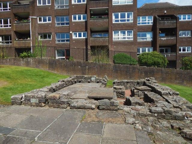 Now surrounded by 20th century housing, Bearsden Roman Baths is a fascinating remnant of the Roman occupation. The fort which once stood on the site has been mostly covered by modern developments, but the bath house and latrines used by the Roman soldiers are still visible, offering a unique window into the past.