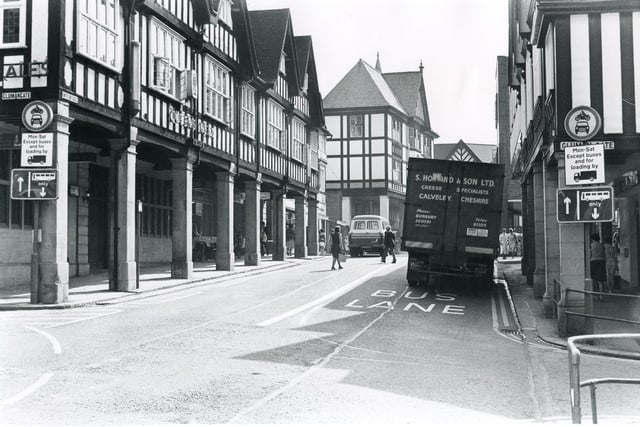 Chesterfield then and now. Retro Knifesmithgate Chesterfield, June 1979.