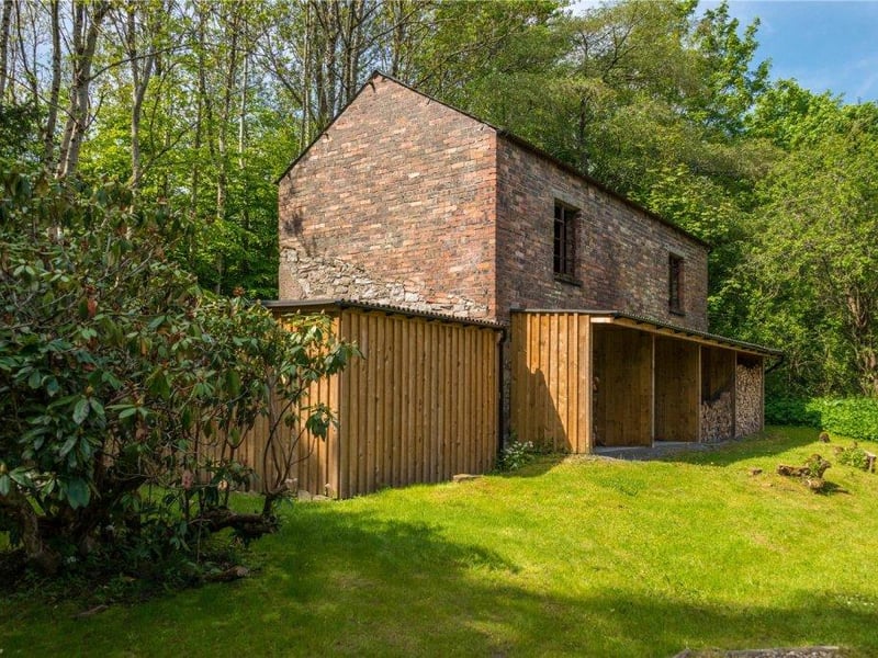Cottage.