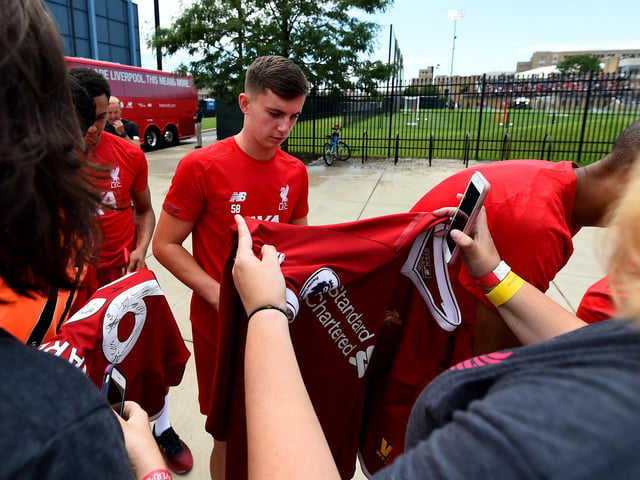 Hull City are closing in on a deal to sign Liverpool midfielder Ben Woodburn on a season-long loan deal. (Various)