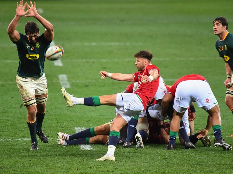 The Lions pack struggled early on and Price’s game suffered as a result, but he grew in stature and exerted a strong controlling influence. 8/10