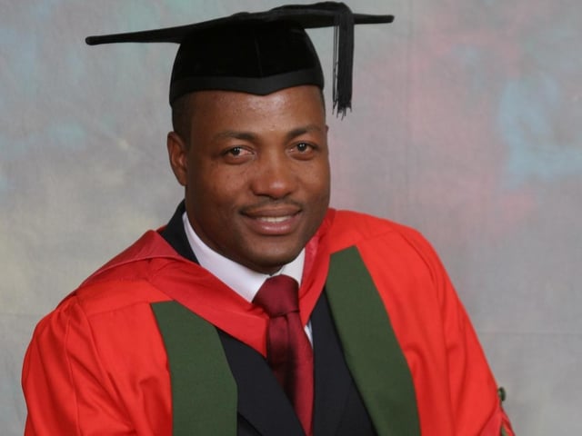 Cricketer Brian Lara received an honorary doctorate from the University of Sheffield at a degree ceremony in Trinidad in 2007