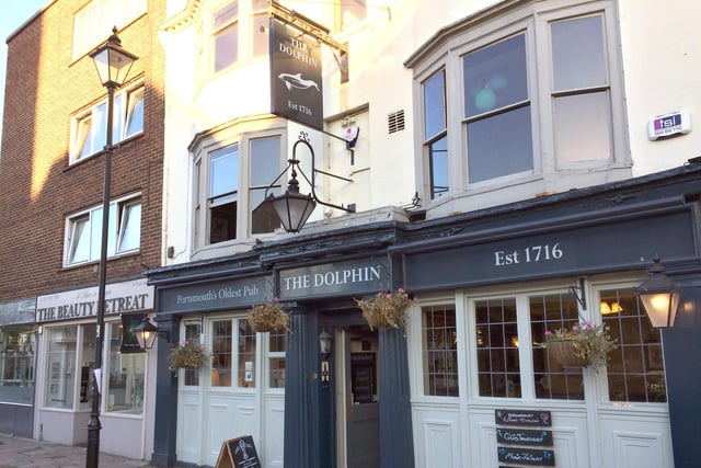 Located in the High Street in Old Portsmouth, as well as being dog friendly, this pub claims to be the oldest one in the city. So it has probably been visited by many dogs over the years.
