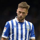 Sheffield Wednesday midfielder Lewis Wing is staying put at S6.