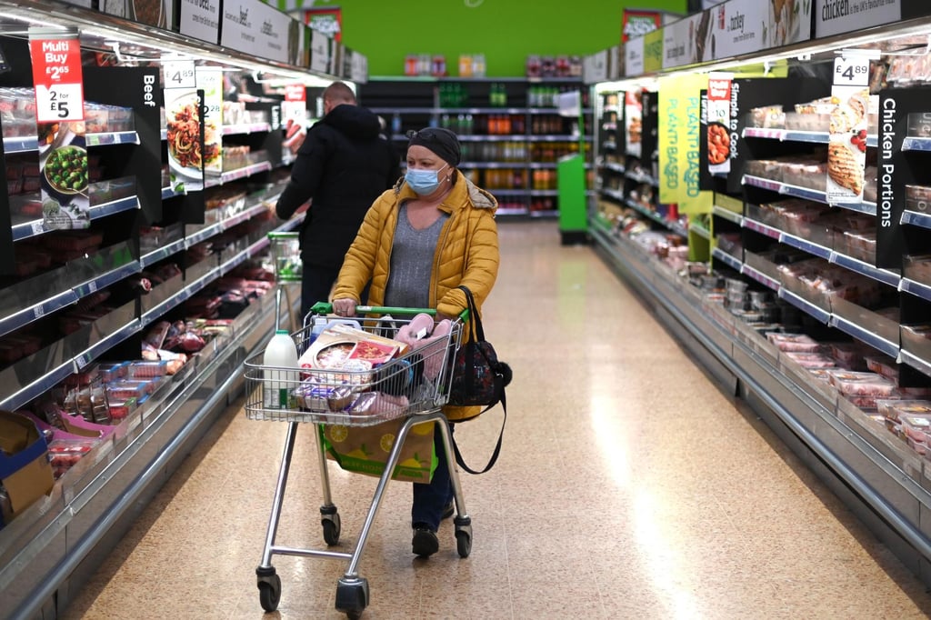 Products could disappear from supermarkets within days over CO2 shortage, food chief warns