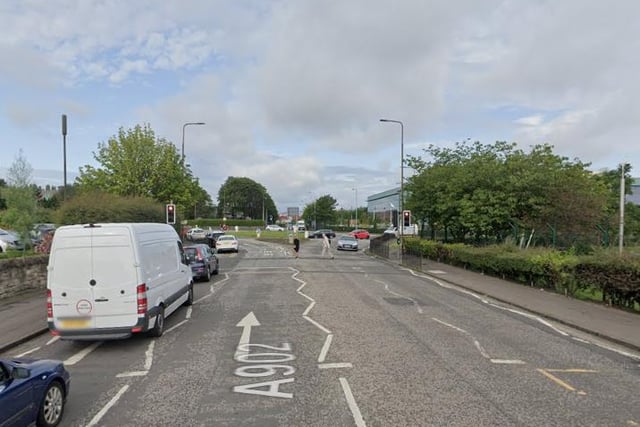 The installation of segregated cycle lanes between Crewe Toll roundabout and Inverleith Row, to provide space for safe walking and cycling