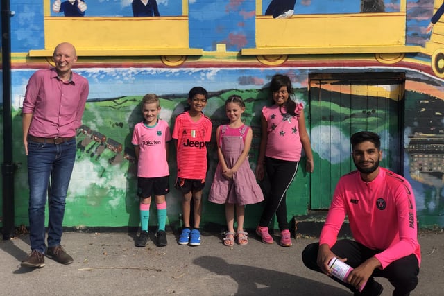 Think Pink week saw pupils across Havant don pink for Hannah's Holiday Home, mayoral charity of Cllr Prad Bains. Pictured: St Thomas More's Catholic School