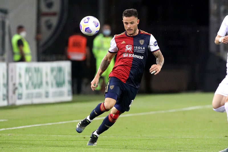 Leeds United are said to be ahead of Serie A giants Inter in the race to sign Cagliari's £30m-rated ace Nahitan Nandez. The Uruguayan midfielder had been linked with a move to the San Siro, but Inter have now confirmed their move for Hakan Calhanoglu. (Sport Witness)