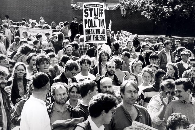 Poll tax protesters at Sheffield Magistrate's Court, September 7, 1990