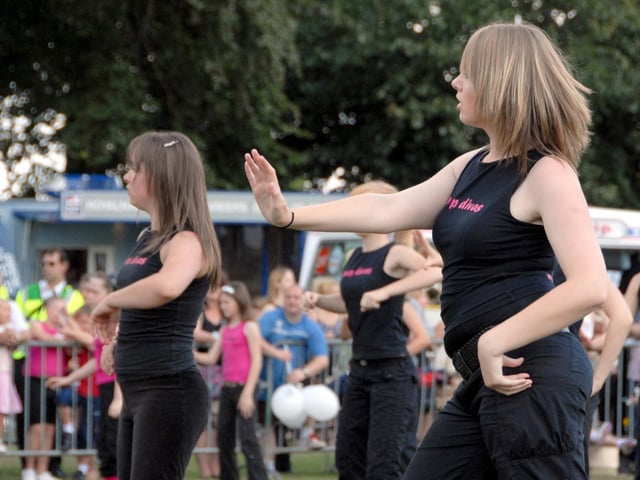 Pop Divas performing for the crowds