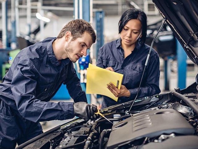 D & R Motor Engineers, a small, family-run garage that has been serving the Mansfield area for 41 years, has a vacancy for a motor mechanic. Up to £32,000 a year could be earned for carrying out repairs and servicing to the highest standards.