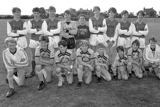 Bilsthorpe's team pose for a pre-match back all the way back in 1985.