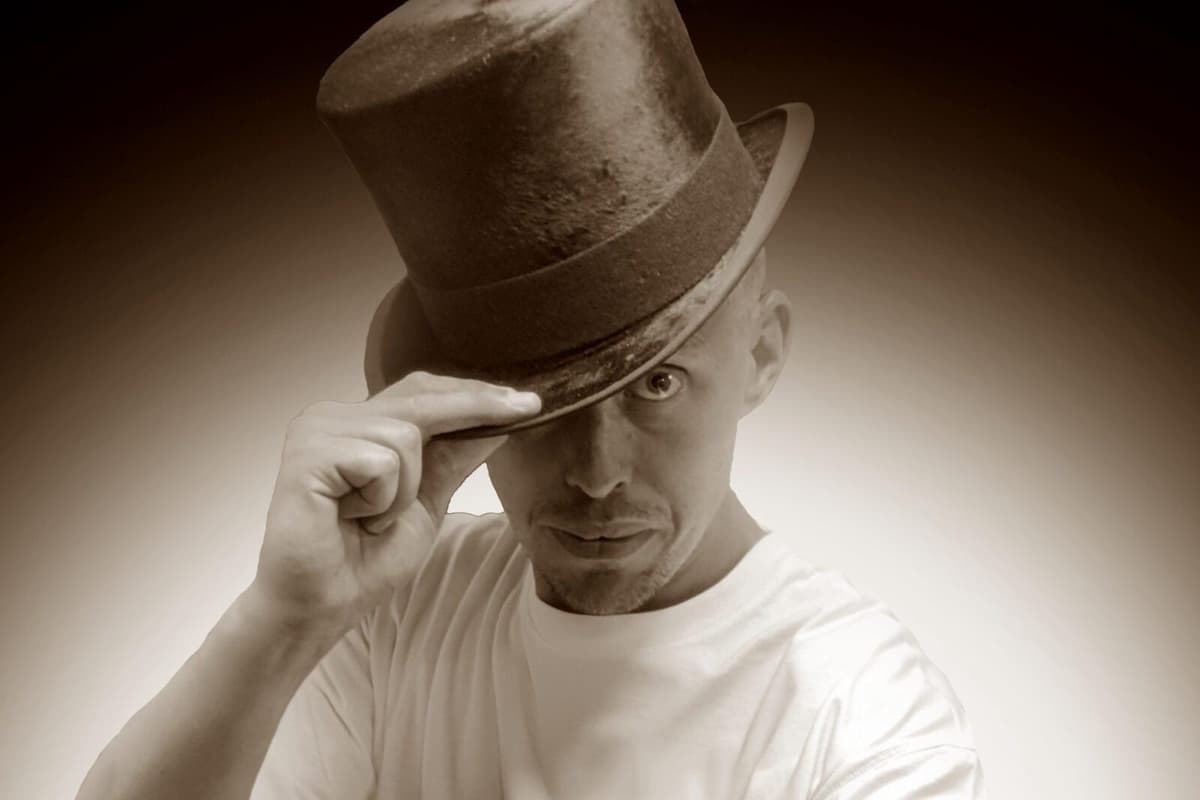 Matthew Telem Lyceum starring role is a balancing act for Matthew