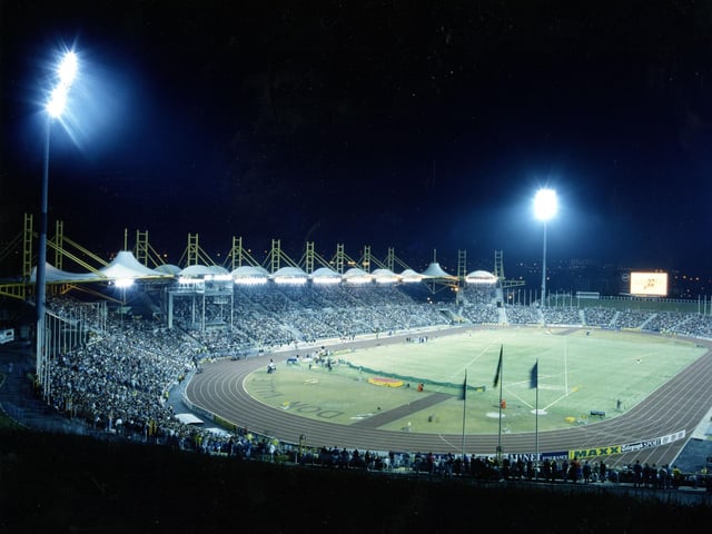 Floodlit for the Lucozade Games, Don Valley Stadium, August 1992