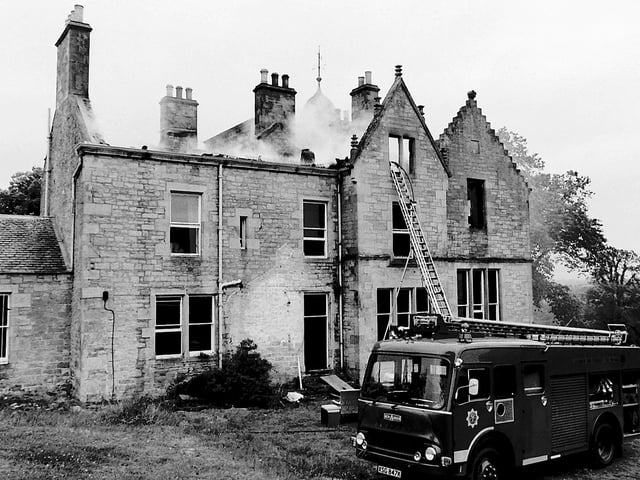 Fire at Langlee House near Jedburgh, July 1980.